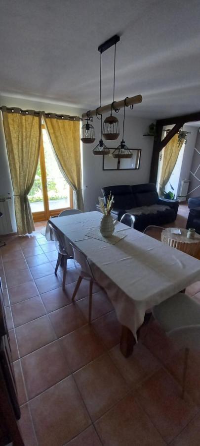 Appartement Cocooning A La Ferme Сістерон Екстер'єр фото